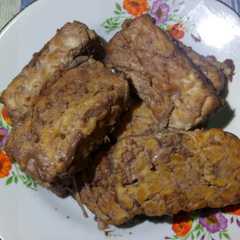 A picture of Tempe Ungkep Gurih.