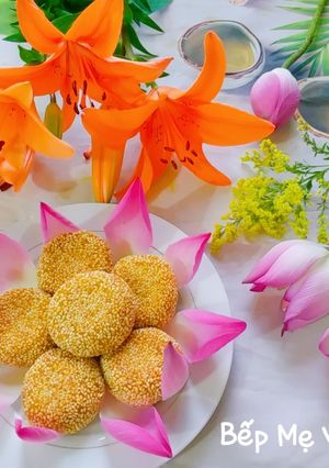 Hình của món Bánh bí đỏ bọc phô mai chiên giòn.
