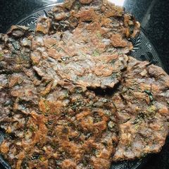 Bajra ragi rotis A picture of Bajra ragi rotis.