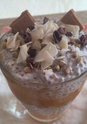 Foto principal de Pudin de Chia con mermelada de albaricoque