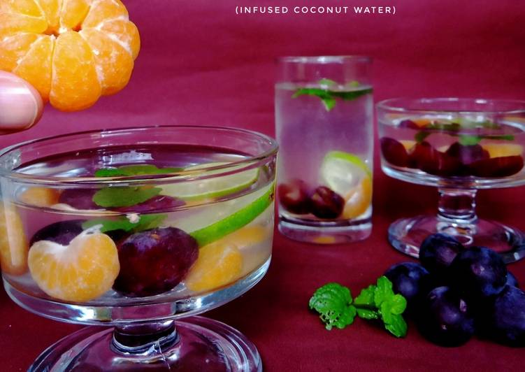 Bagaimana Menyiapkan Coconut Water Mint &amp; Fruits a.k.a (infused coconut water) yang Lezat