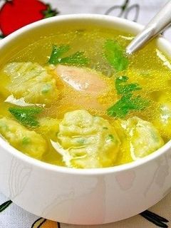 Фото Клецки шпинатные с куриным бульоном.