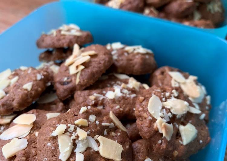 Langkah Mudah untuk Membuat Chocolate Oat Cookie Anti Gagal