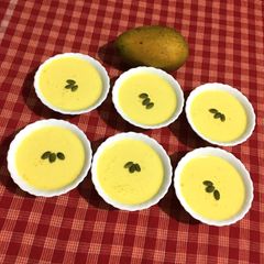 A picture of Mango Yogurt.