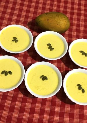 A picture of Mango Yogurt.