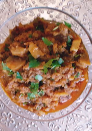 A picture of Shaljum Gosht Turnip mutton.