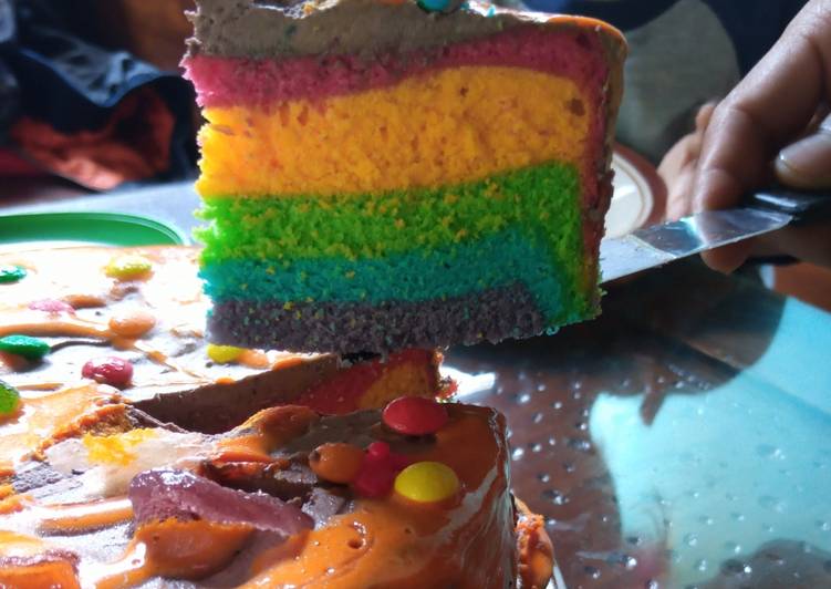 Resep Rainbow Cake Kukus takaran sendok (tutti frutti) yang sempurna