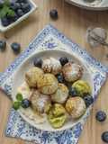 Poffertjes Pandan dg Yogurt Sauce