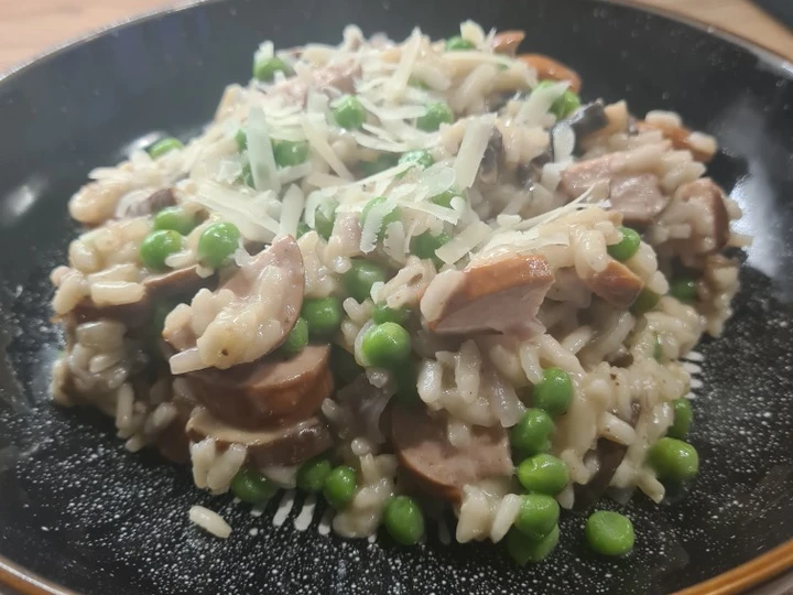 Easy Steps to Prepare Smoked sausage and parmesan risotto the Can Spoil the Tongue Delicious