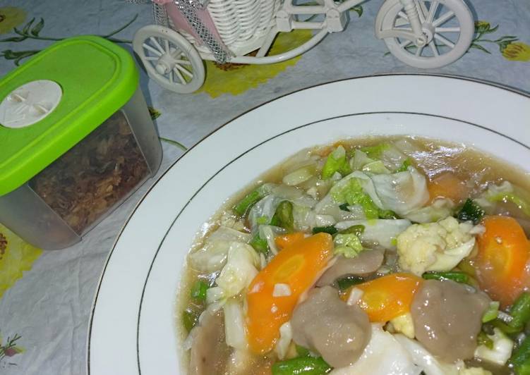 Capcay bakso ?