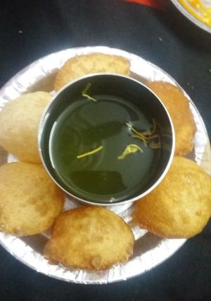 A picture of Homemade Golgappe.