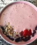 Smoothie bowl de frutilla y banana
