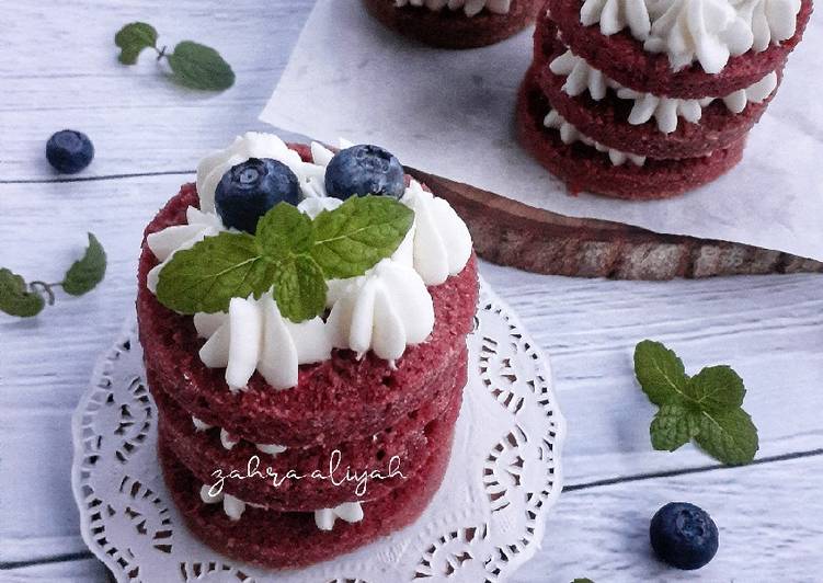 Red velvet mini cakes