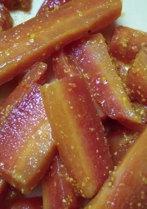 A picture of Carrot pickle.