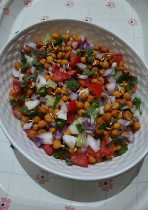 बिहार का चना चाट(bihari ka chana chhat recipe in hindi) रेसिपी मुख्य फोटो