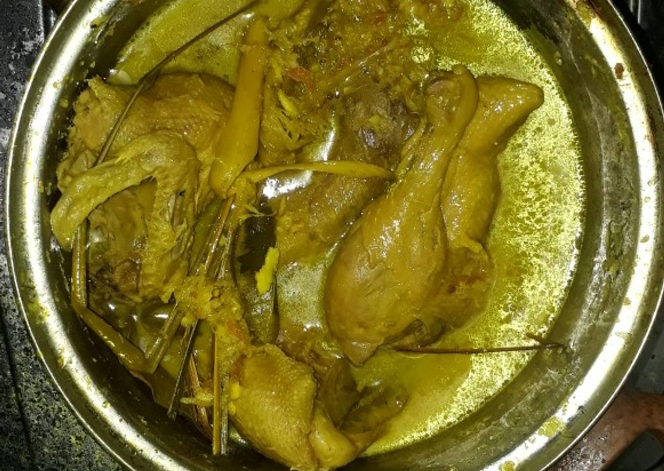 Bebek Bumbu Hitam Juara (ungkepan bebek)