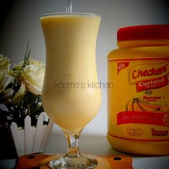 Banana custard shake A picture of Banana custard shake.