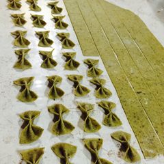 A picture of Eggless Basil and Chia Farfalle Home made.