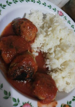 Una foto de Albóndigas de atún en Chile Morita