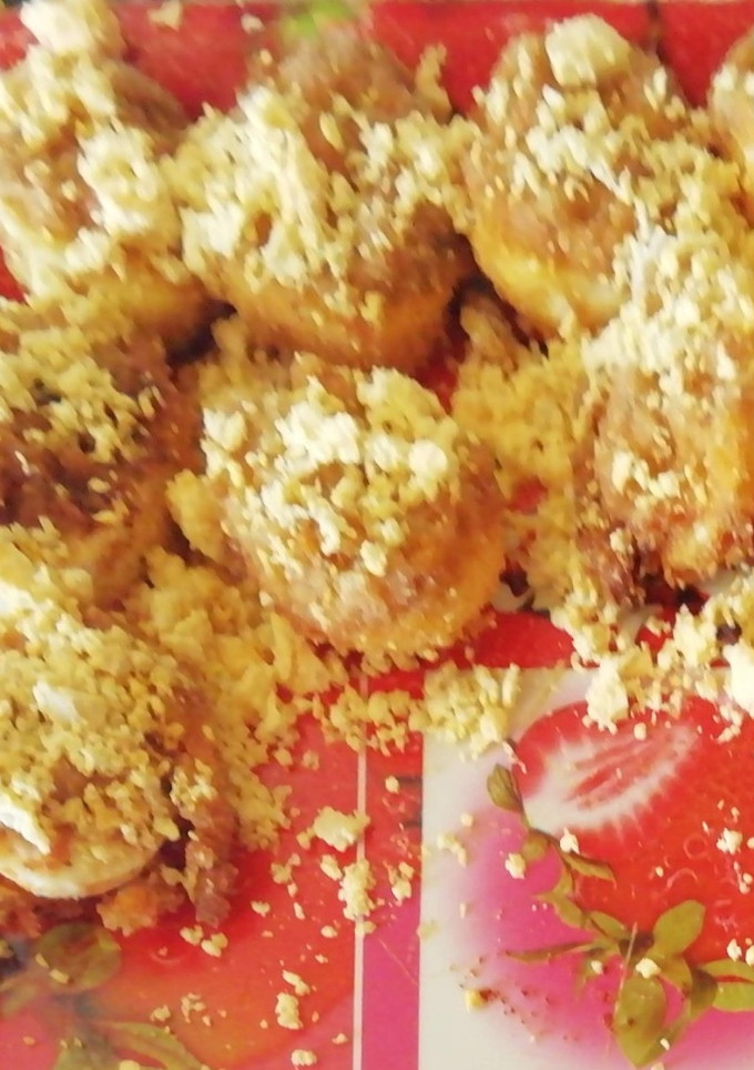 Una foto de Huevos rellenos de salsa boloñesa