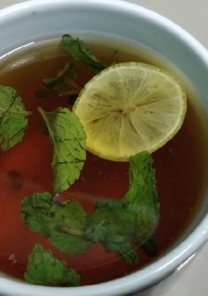 A picture of Ice Cold Lemon Tea.