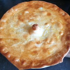 Chicken pie A picture of Chicken pie.