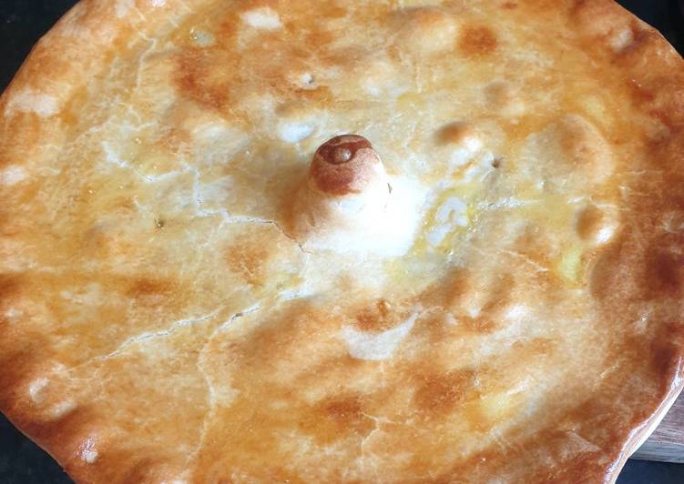 Simple Way to Make Favorite Chicken pie