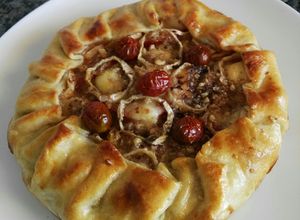 Una foto de Galette de tomate y queso