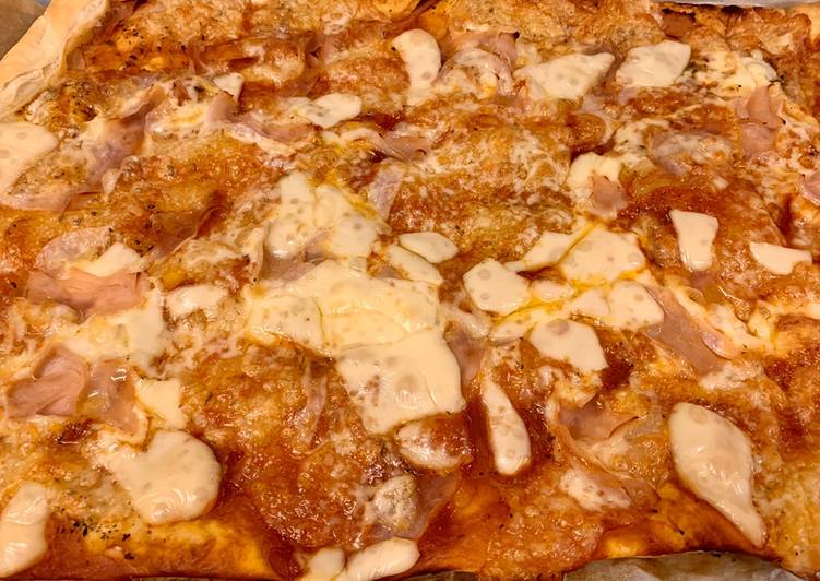 Pizza de masa de hojaldre hecha por Berta