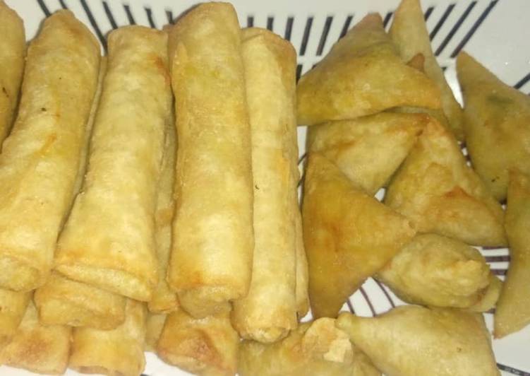 Samosa and spring rolls