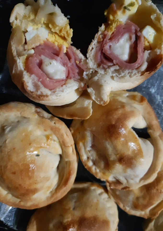 Una foto de Empanadas de Paleta (fiambre),queso, huevo y tomate