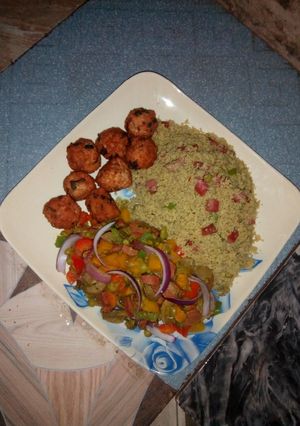 A picture of Chicken vegetable couscous.