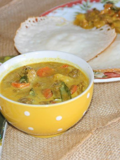 A picture of Mangalorean Catholic Style Mutton Stew.