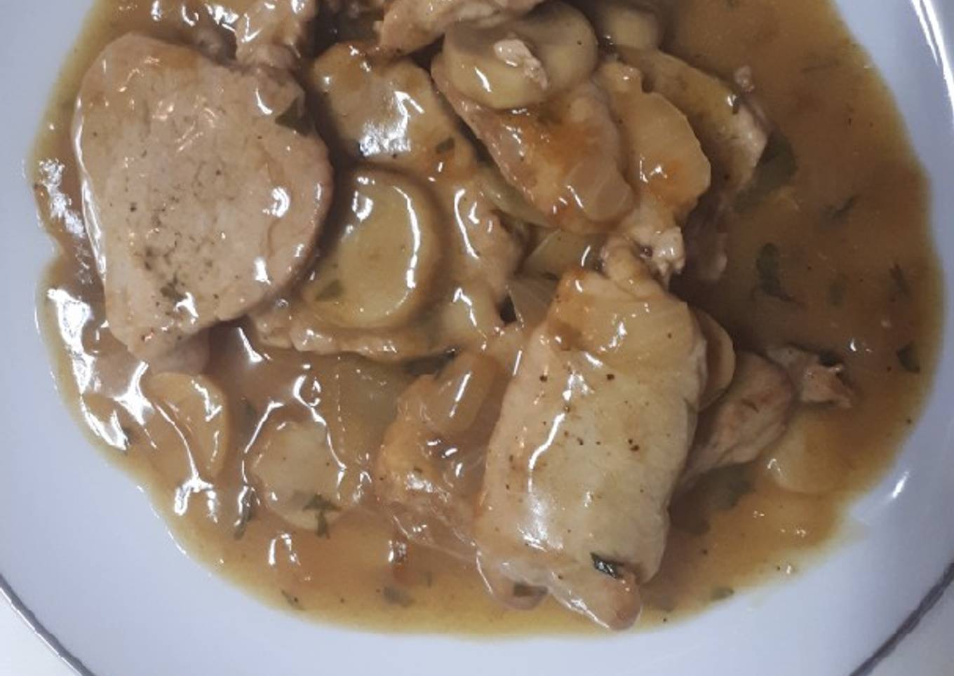 Solomillo de cerdo en salsa de champiñones