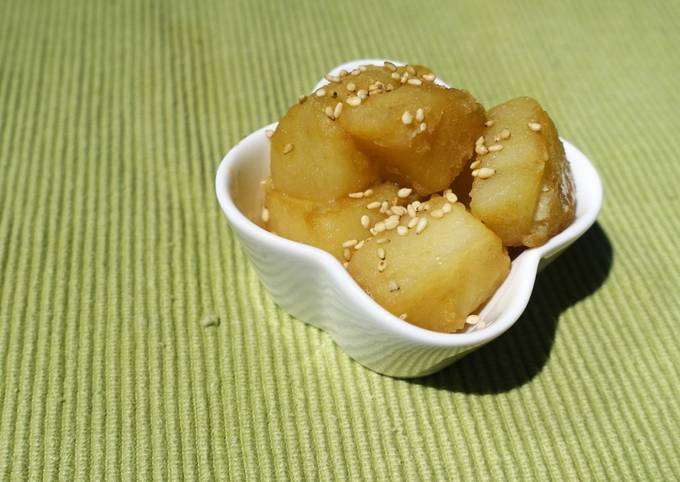 Korean Glazed Potato (Gamja Jorim)