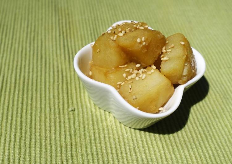 Steps to Make Award-winning Korean Glazed Potato (Gamja Jorim)