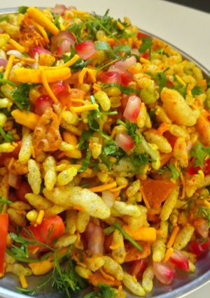 A picture of Bhel Puri.