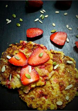 A picture of Oats Strawberry Pancake.