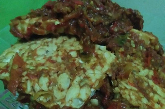 Langkah Mudah untuk Membuat 12 - Tempe penyet kukus Menu Enak Dan Mudah Dibuat