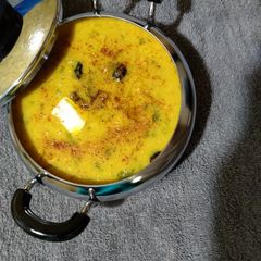 A picture of Daal makhni.