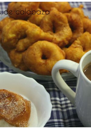 A picture of Pumpkin Fritters (Buñuelos de Calabaza).