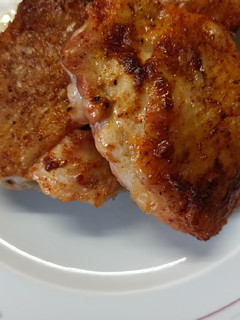 Una foto de Pollo al horno bien dorado