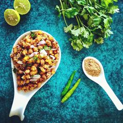 A picture of Crispy corn chaat.