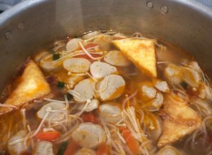 Foto resep Sup tomat bihun baso