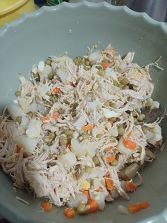 Una foto de Salpicón de pollo