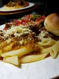 Pasta penne con carne