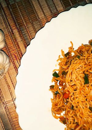 A picture of Hot garlic noodles.