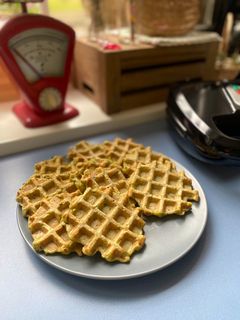 Фото Кабачкові вафлі в електровафельниці.