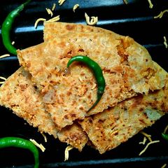 A picture of Indori Sev Paratha Bites.