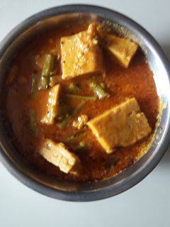 ગુવાર ઢોકળી નું શાક (Guvar Dhokli Shak Recipe In Gujarati) રેસીપી મુખ્ય ફોટો